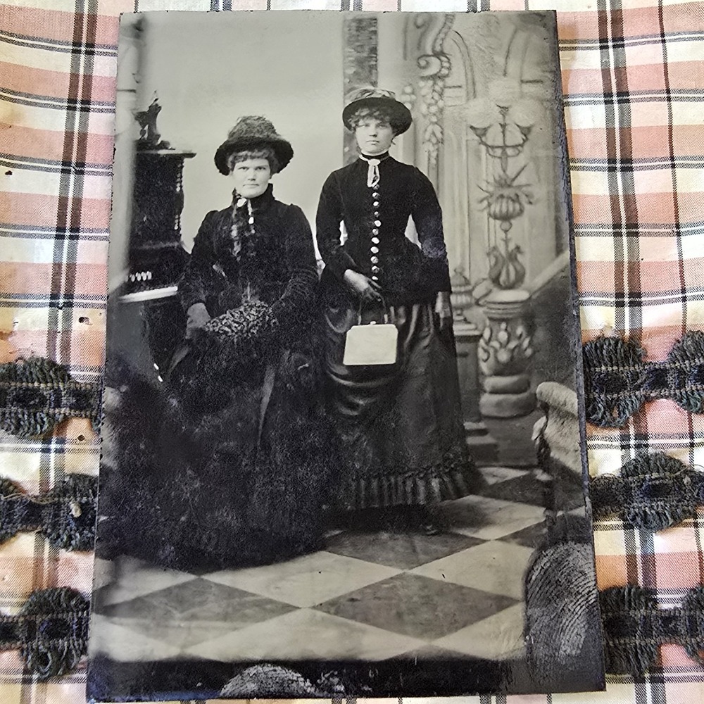 Antique Victorian Tintype 2 Women Fancy Hats Dresses Handbag 1880s 1890s